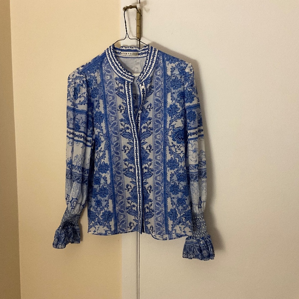 Alice & Olivia